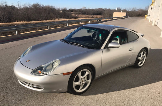 Porsche 911 Carrera 4 Coupe (996) (1999 – 2001)