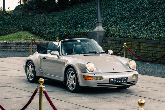 Porsche 911 Carrera 2 Cabriolet (turbo-look) (964) (1992 – 1993)